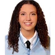 Profesora titulada en Infantil con experiencia con niños de edades de 2 a 15 años.
